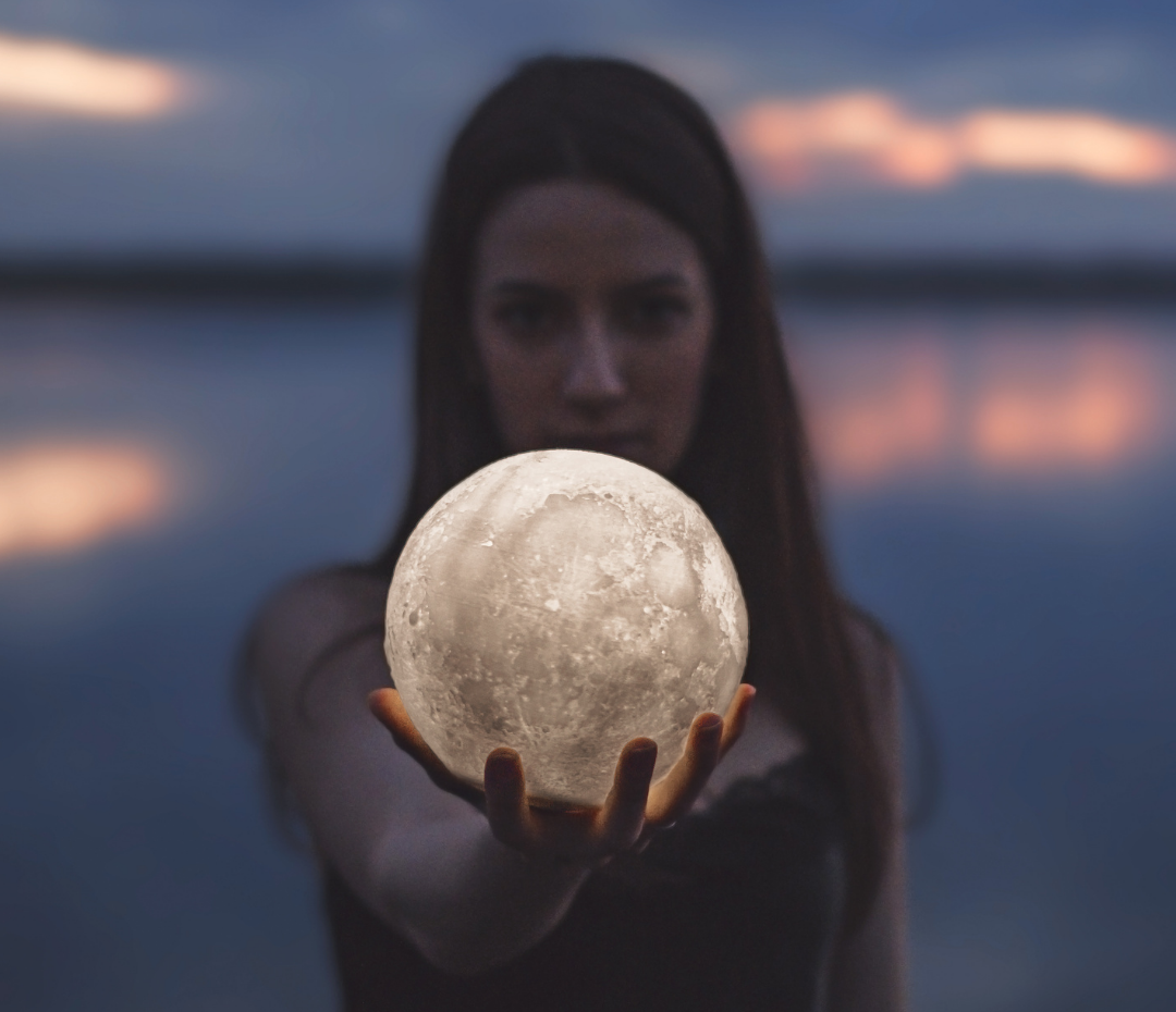 Vollmond Frau Bild